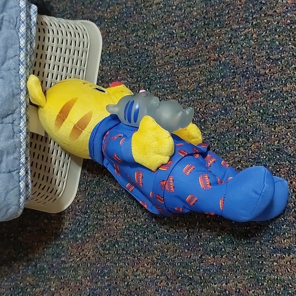 Daniel Tiger's Neighborhood Snuggle and Glow Plush Toy - Picture 5 of 9